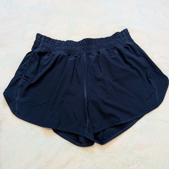 Bundle Athletic Work Out Shorts Size Large Qty. 2 - Picture 4 of 5
